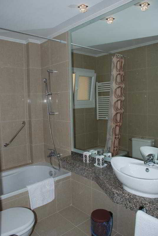 Spiti Nikos Aparthotel Danilia Bagian luar foto