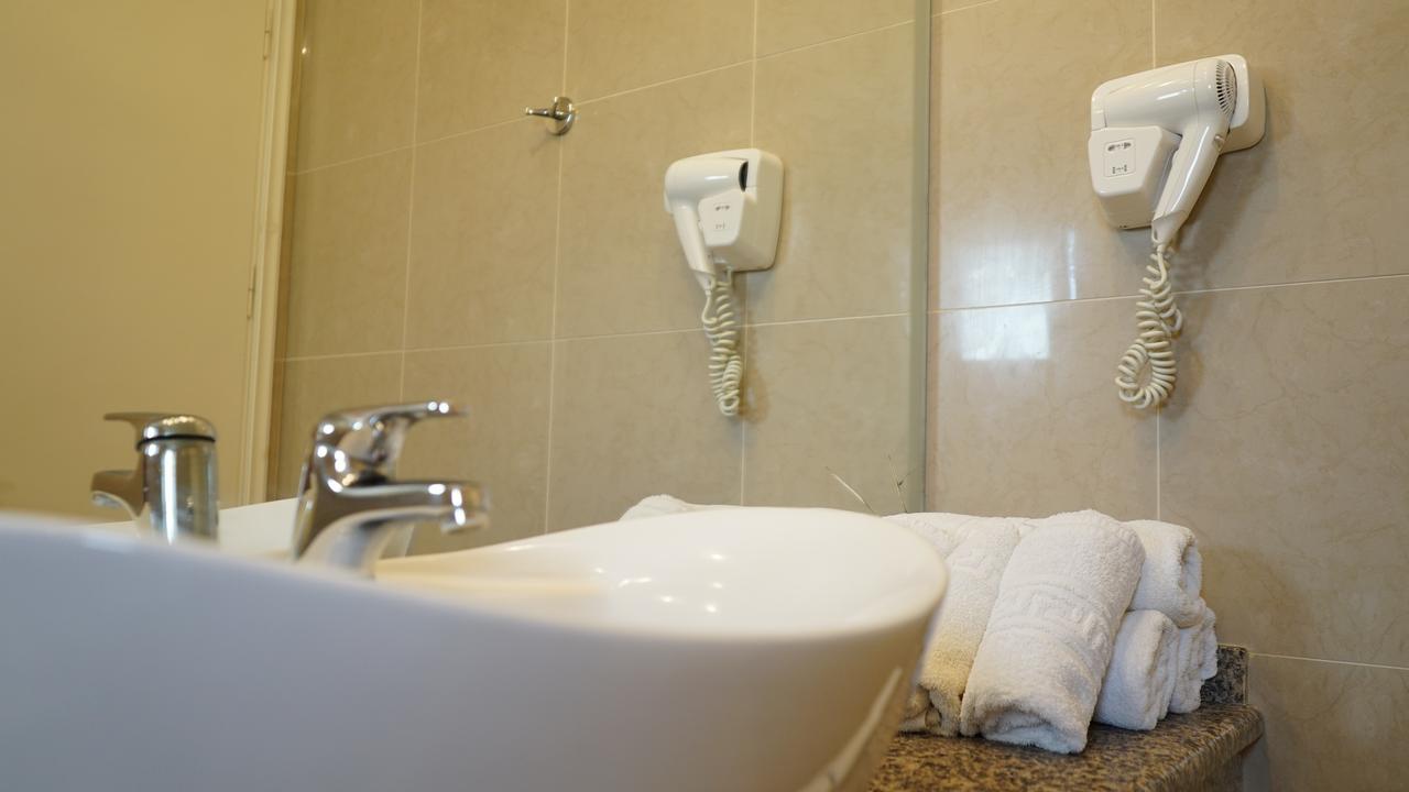 Spiti Nikos Aparthotel Danilia Bagian luar foto
